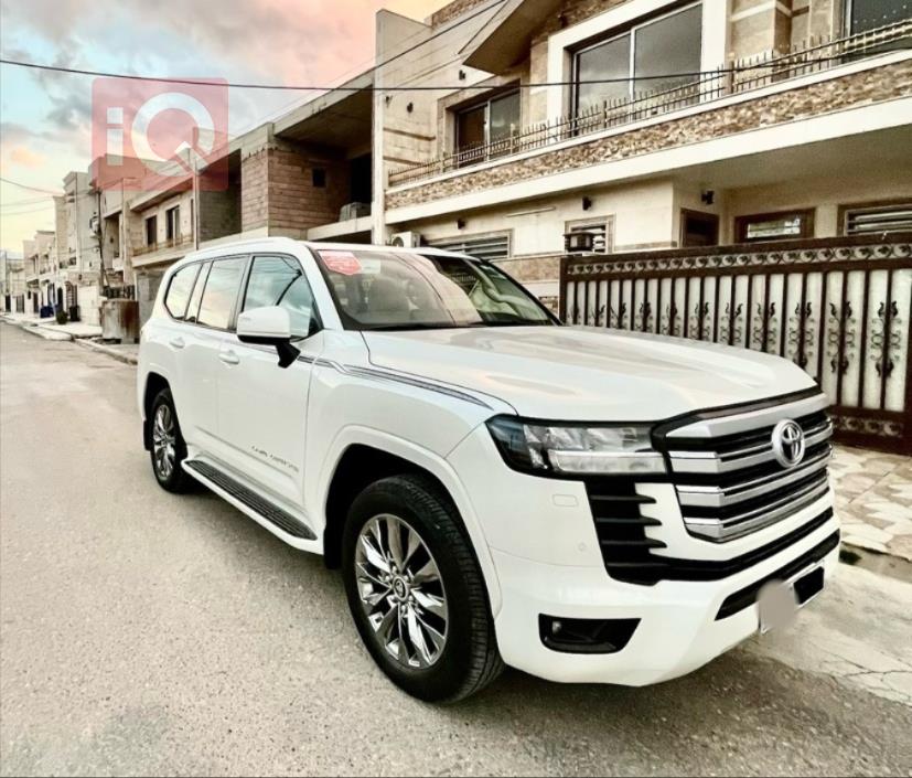 تويوتا لاندكروزر